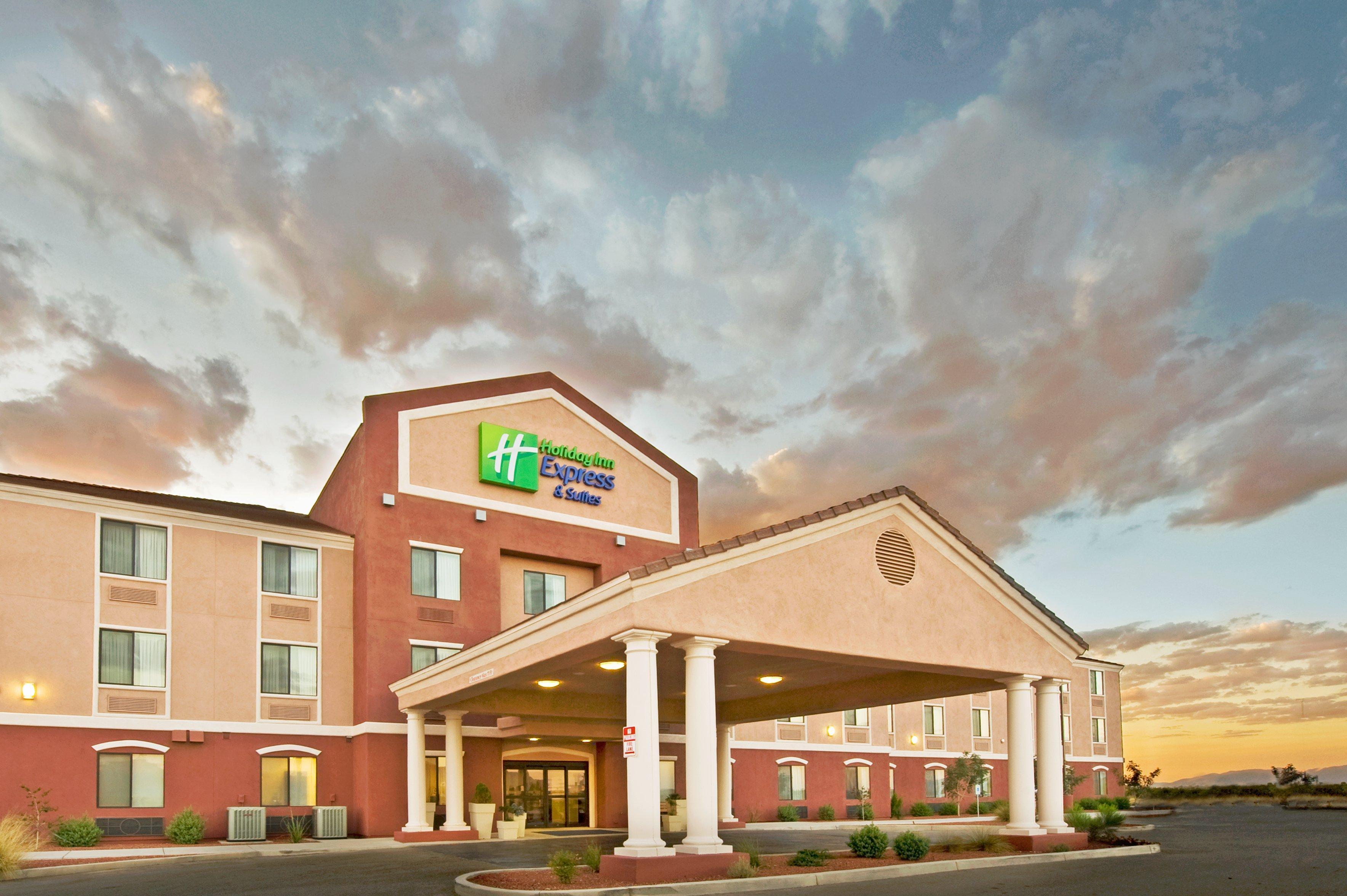 Holiday Inn Express & Suites Willcox Exteriér fotografie
