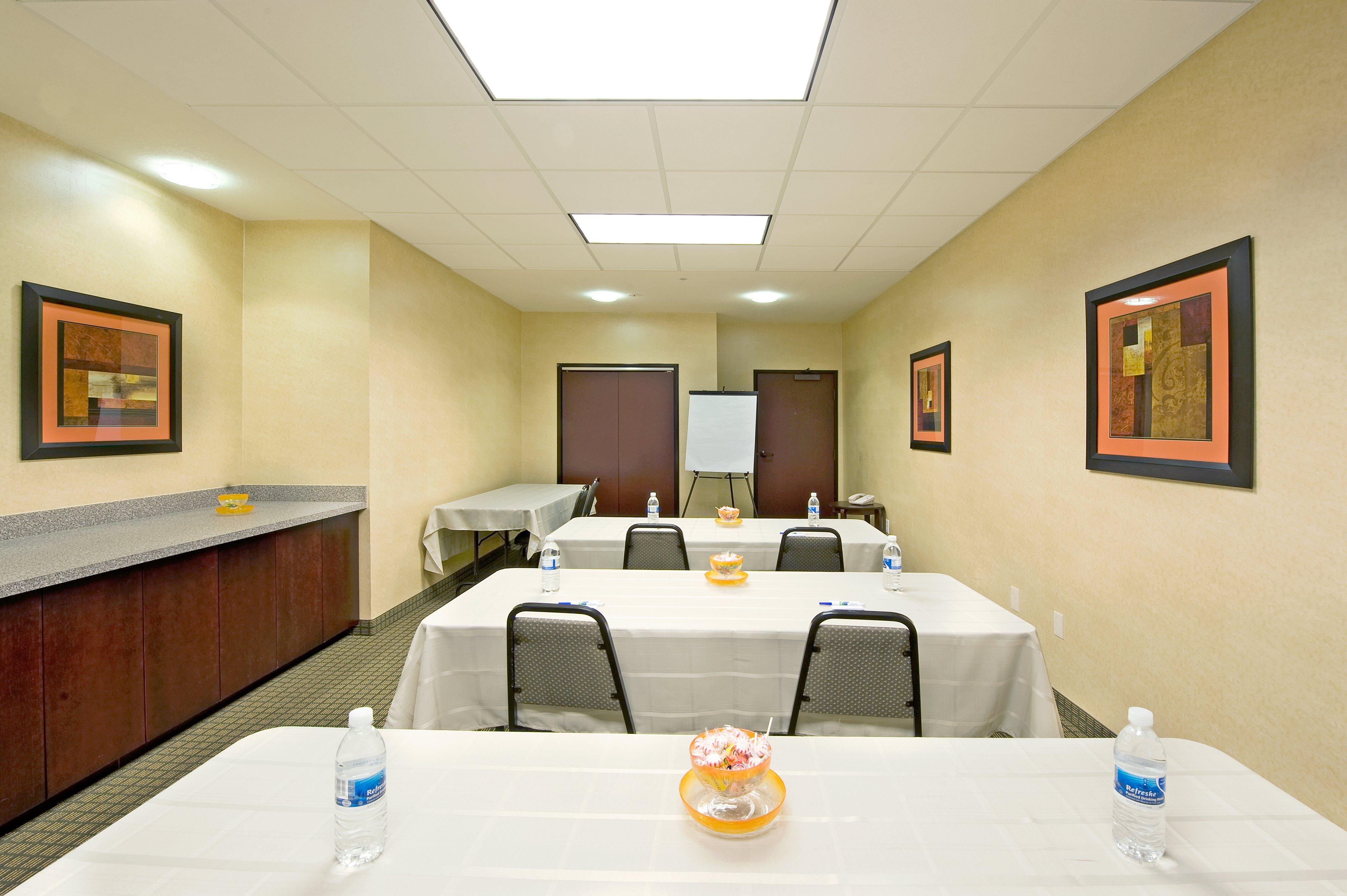 Holiday Inn Express & Suites Willcox Exteriér fotografie